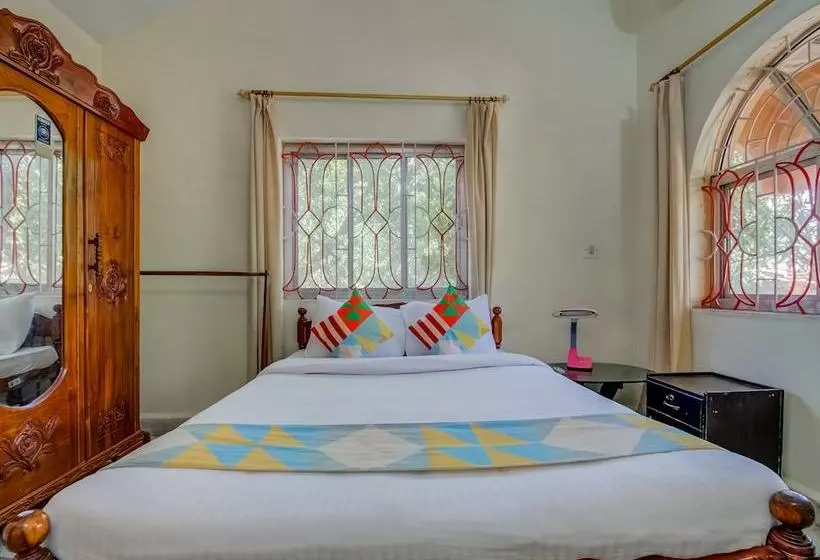 Oyo 12150 Home Spacious 2bhk Betalbatim
