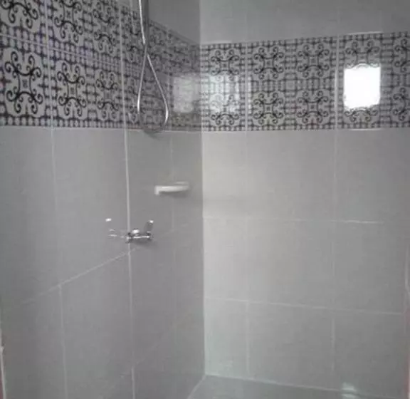 پانسیون Buorana