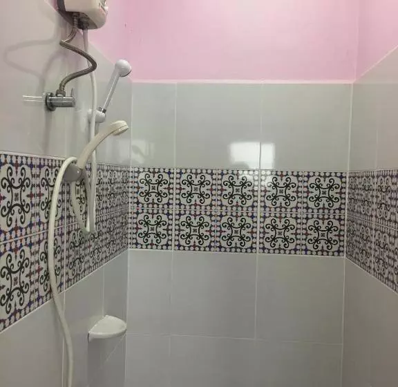 پانسیون Buorana