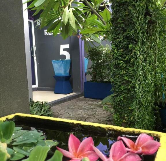 پانسیون Buorana