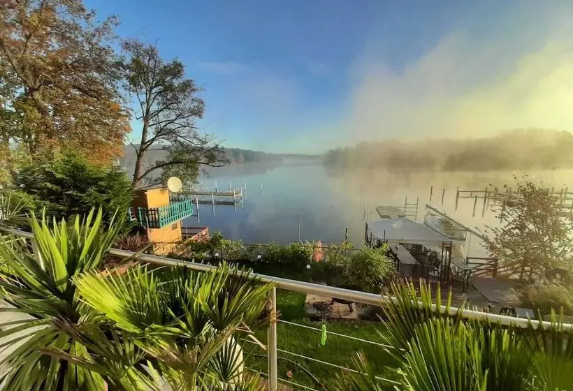 Pension Am Lehnitzsee