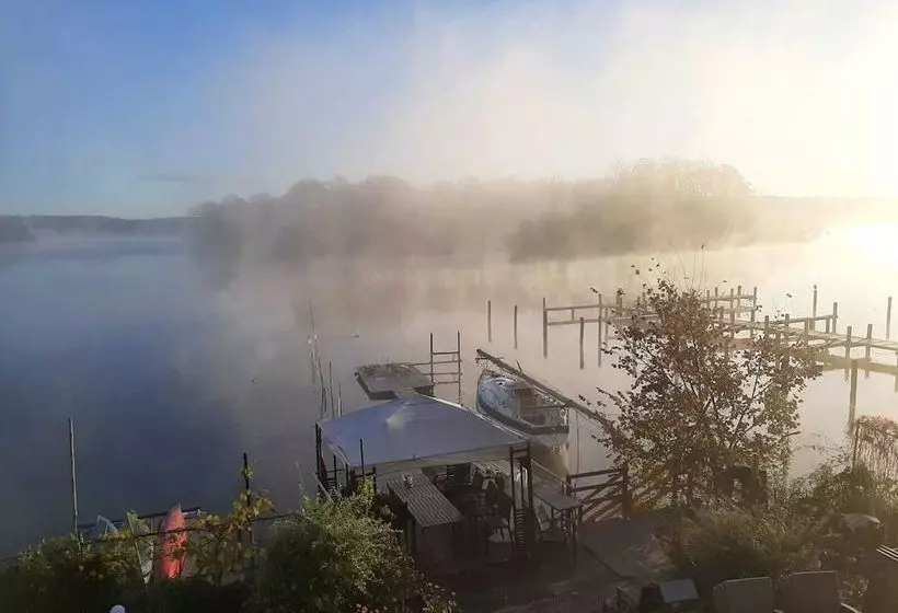 Pension Am Lehnitzsee