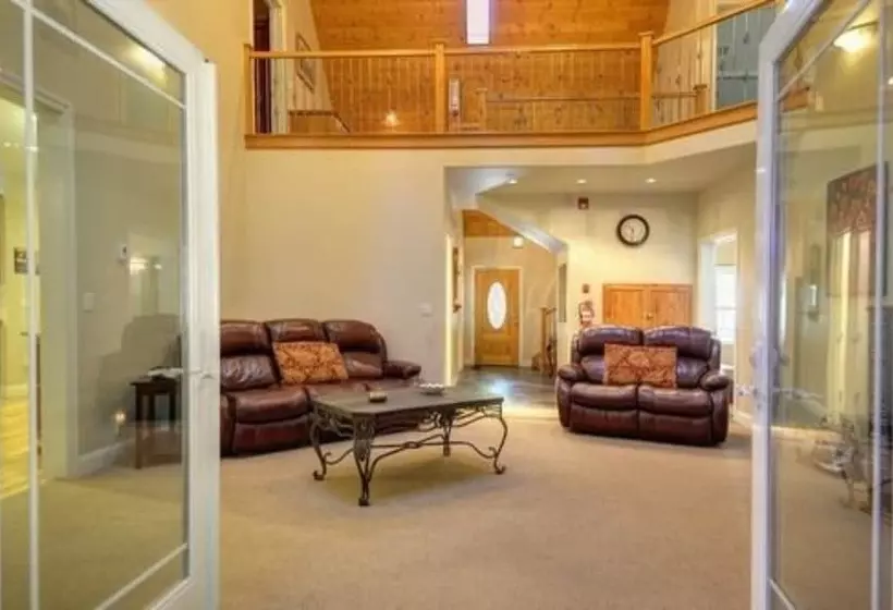 Aamiaismajoitus (B&B) North Canyon Inn