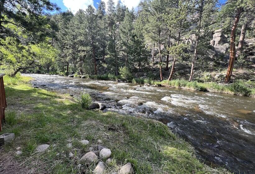 The Woolly Bugger Inn