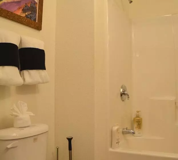 The Woolly Bugger Inn