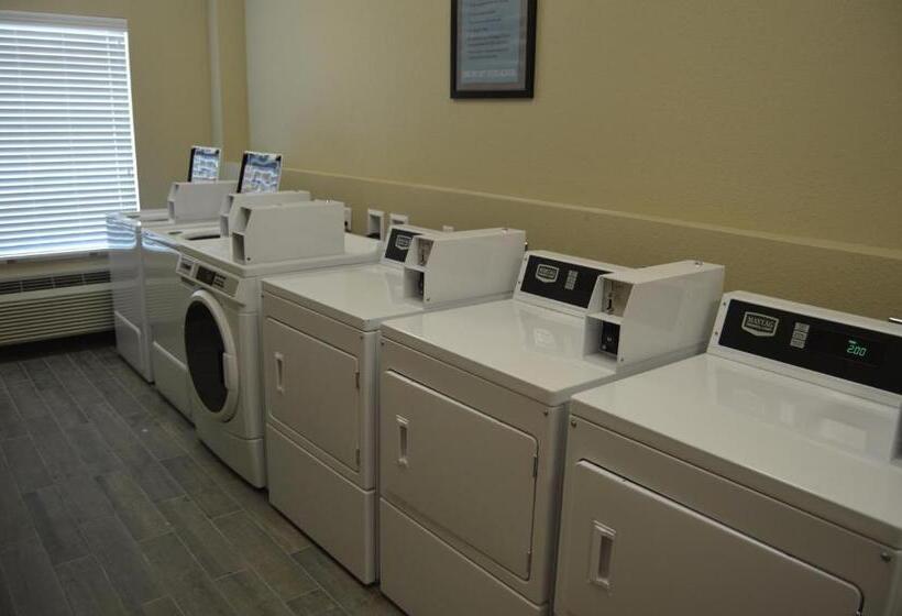 Heritage Place Hotel And Suites