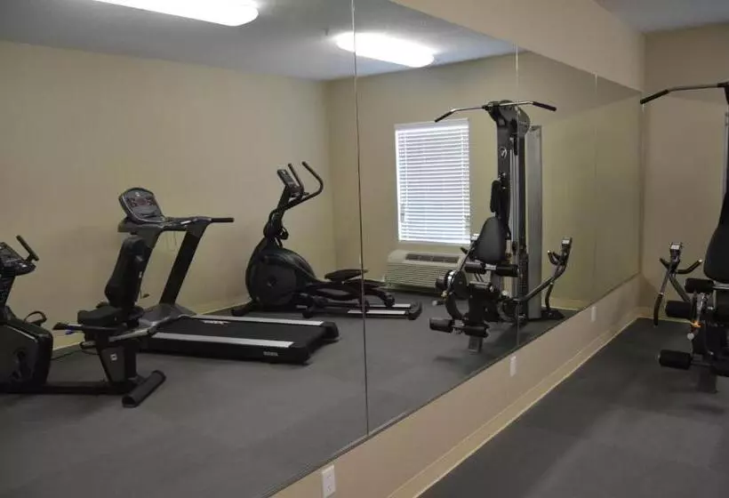 Heritage Place Hotel And Suites