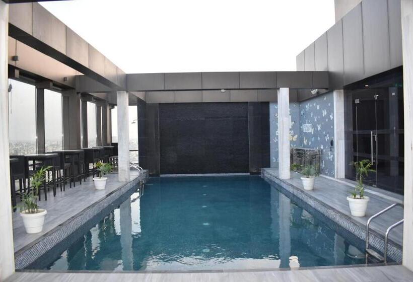 هتل Courtyard By Marriott Amritsar