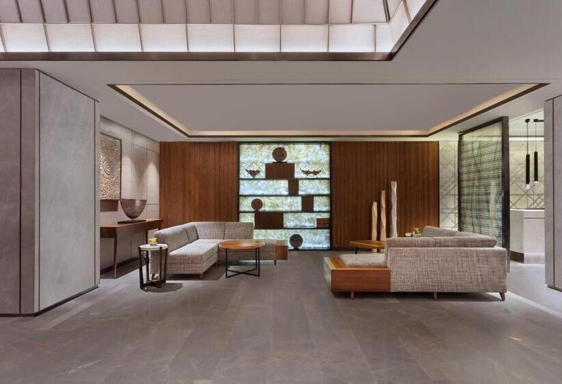 هتل Courtyard By Marriott Amritsar