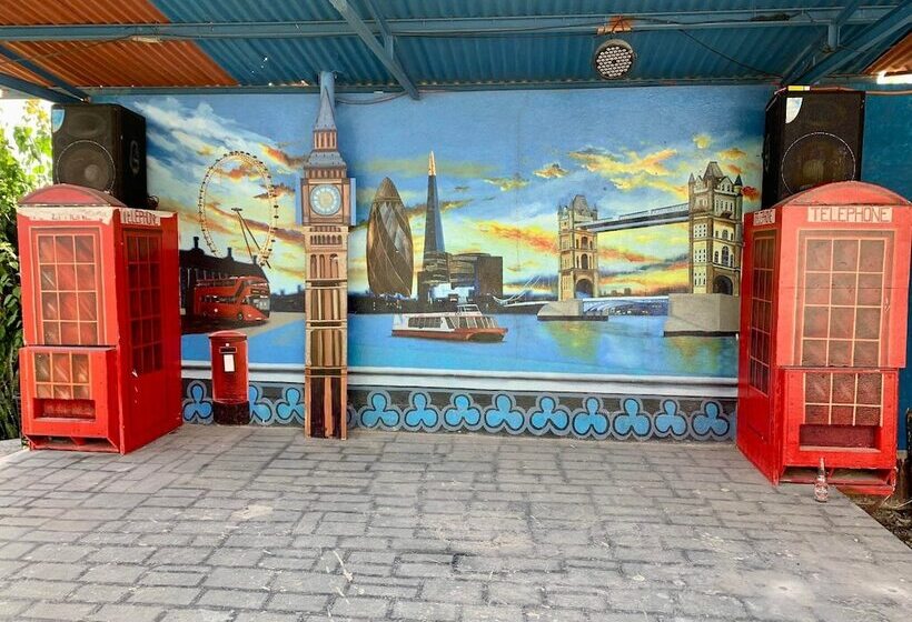 בית מלון כפרי Little Rock Cebu