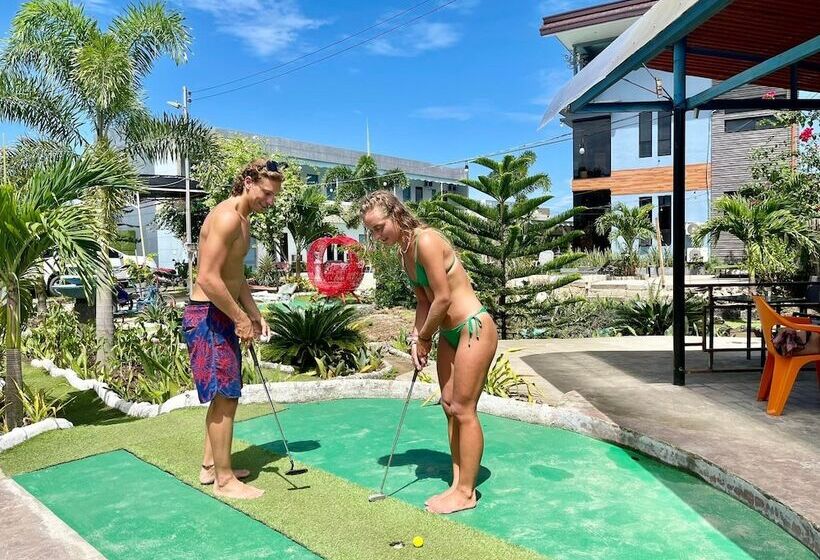 בית מלון כפרי Little Rock Cebu