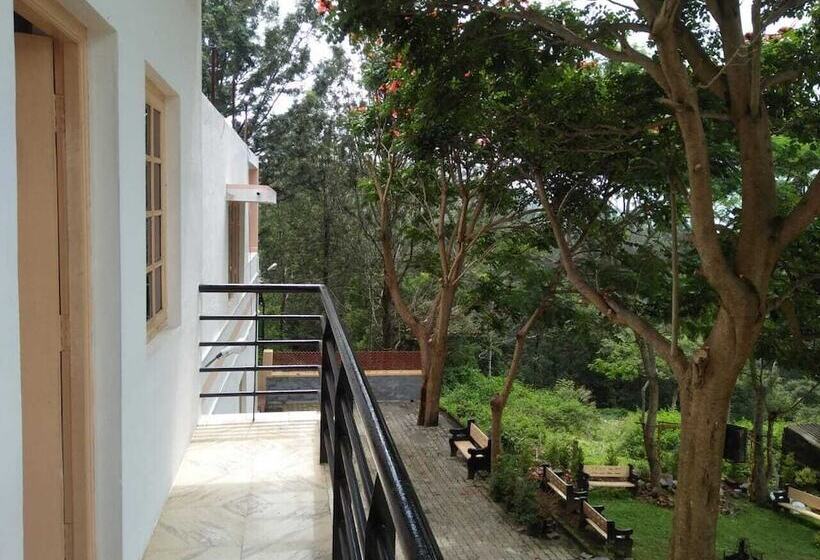 酒店 Livgrand Clifton Inn Resort, Yercaud   Residenza