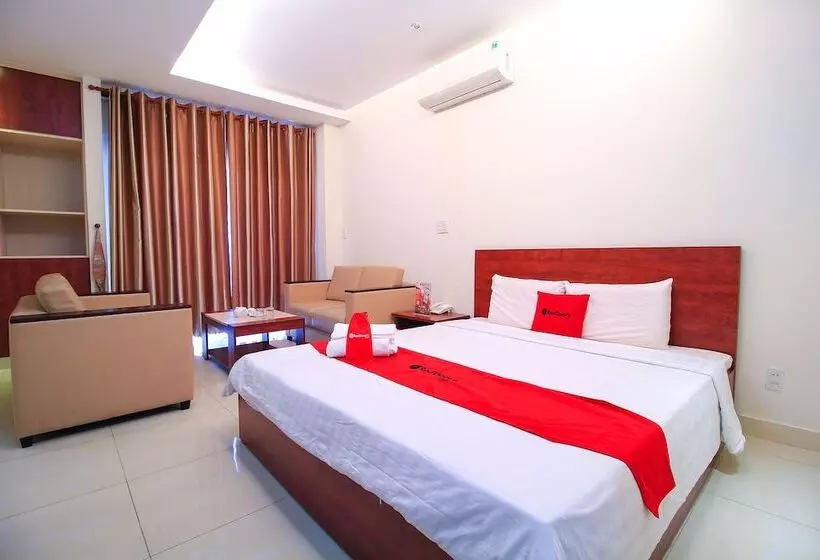 هتل Reddoorz Plus @ Tran Phu
