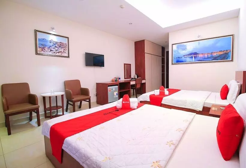 هتل Reddoorz Plus @ Tran Phu