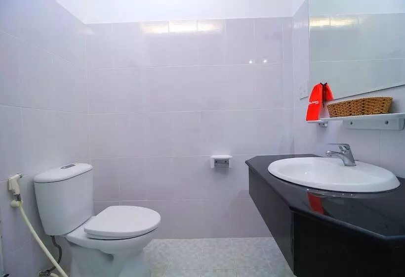 هتل Reddoorz Plus @ Tran Phu