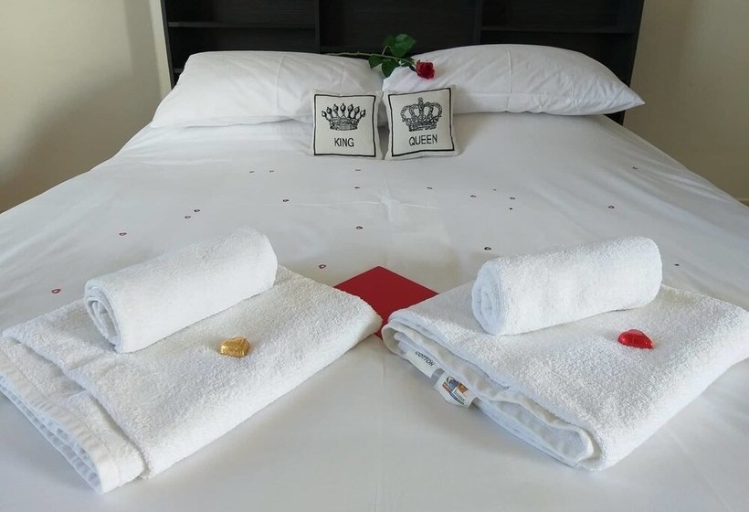 Panoramic Holidays   Deluxe 6