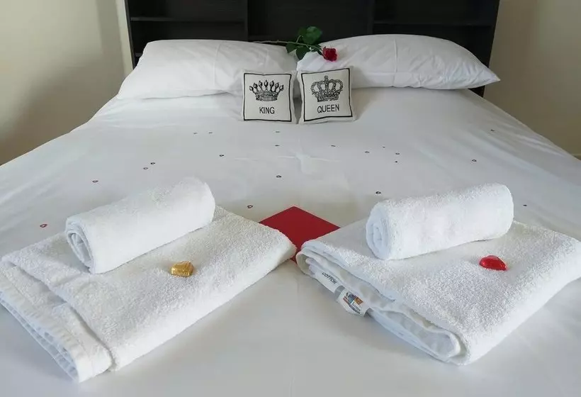 Panoramic Holidays   Deluxe 6