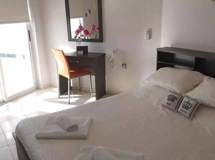 Panoramic Holidays   Deluxe 6