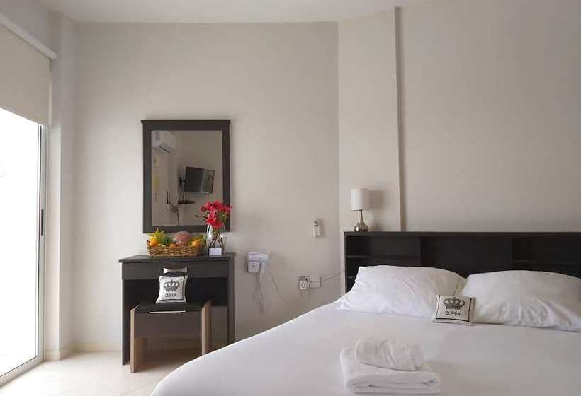 Panoramic Holidays   Deluxe 6