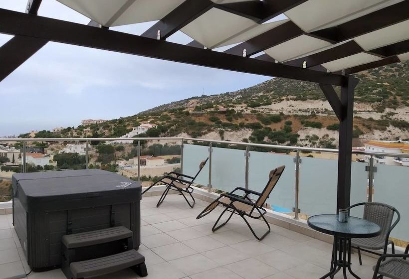 Panoramic Holidays   Deluxe 6