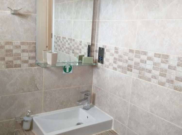 Panoramic Holidays   Deluxe 6