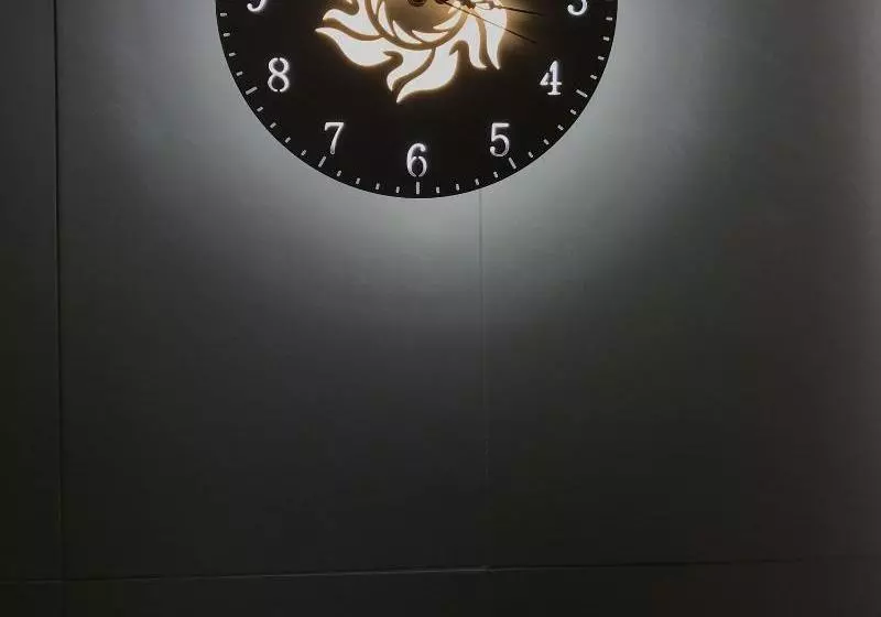 پانسیون Home Away Guest House