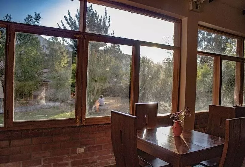 پانسیون Valley Walker Home