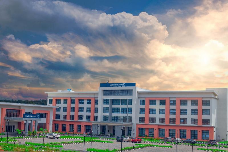 Golden Tulip Agulu Lake Hotel & Resort