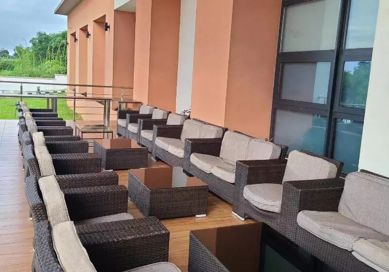 Golden Tulip Agulu Lake Hotel & Resort