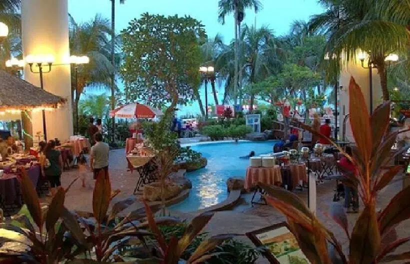 ホテル Expat's Nook Beach Resort