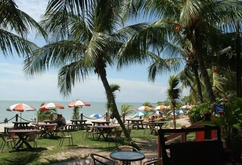 ホテル Expat's Nook Beach Resort