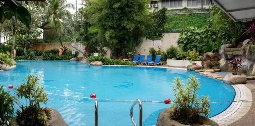 ホテル Expat's Nook Beach Resort