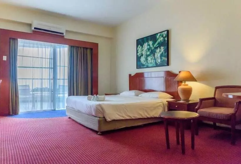 ホテル Expat's Nook Beach Resort