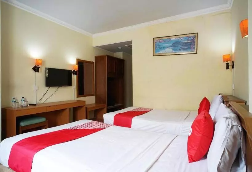 Hotelli Oyo 2015 Bandara  Balikpapan