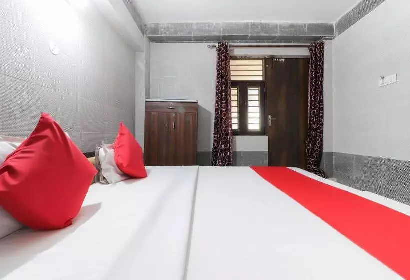 ホテル Oyo 44637 Upasana Guest House