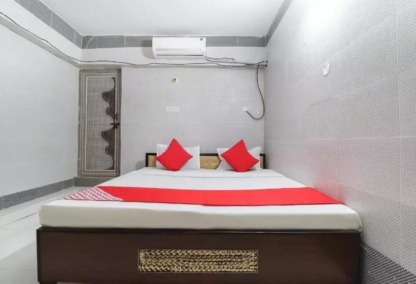 ホテル Oyo 44637 Upasana Guest House