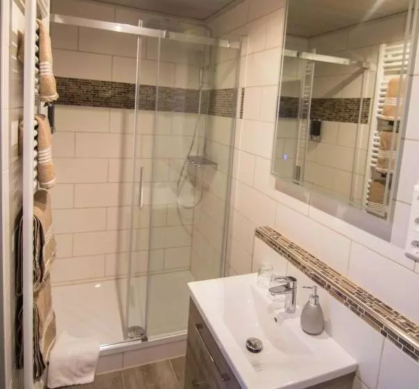 Hotelli Villa Koppdas Gastehaus