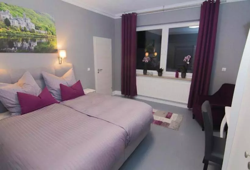 Hotelli Villa Koppdas Gastehaus