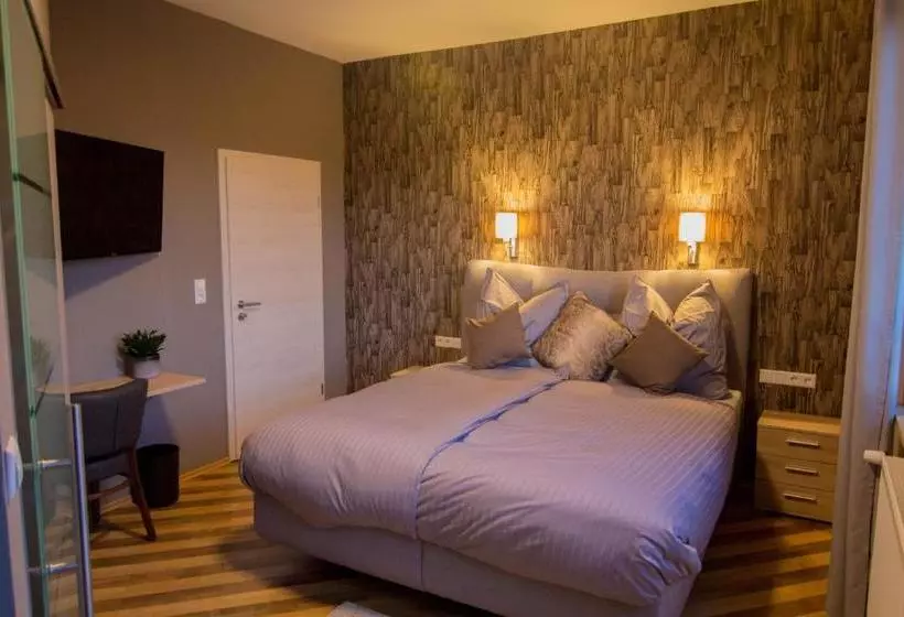 Hotelli Villa Koppdas Gastehaus