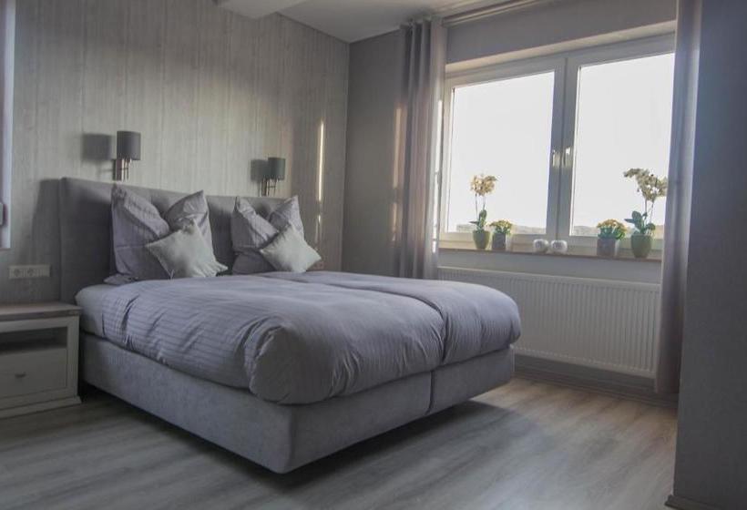 호텔 Villa Koppdas Gastehaus