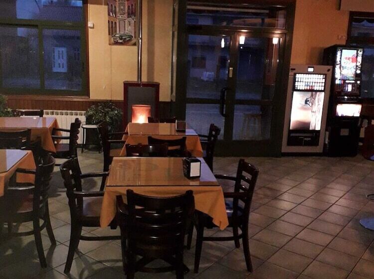 פנסיון Hostal Y Albergue Carpinteiras