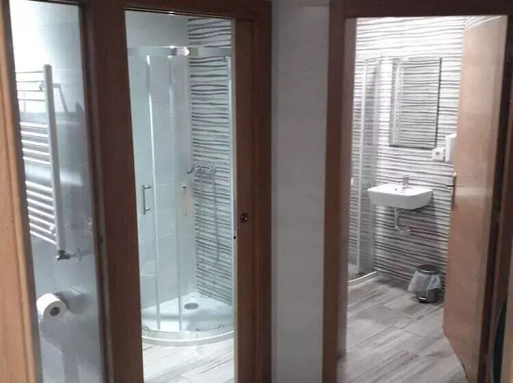 ペンション Hostal Y Albergue Carpinteiras