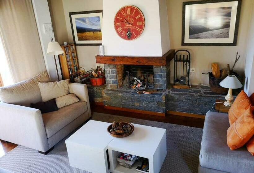 Bonito Dúplex Con Piscina En Sanavastre