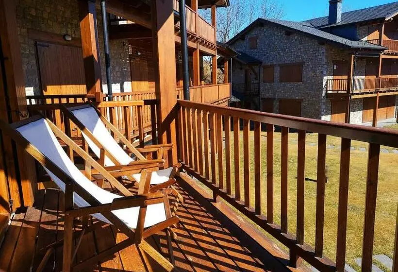 Bonito Dúplex Con Piscina En Sanavastre