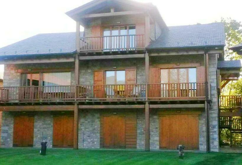 Bonito Dúplex Con Piscina En Sanavastre