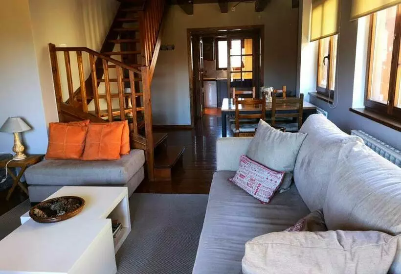 Bonito Dúplex Con Piscina En Sanavastre