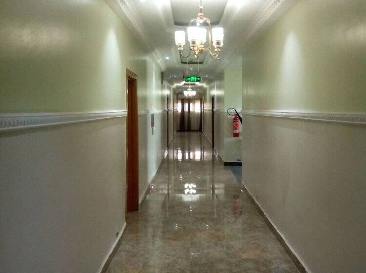 Wintess Garden Hotel And Suites