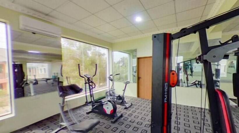 Wintess Garden Hotel And Suites