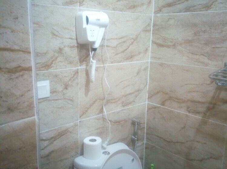 Wintess Garden Hotel And Suites