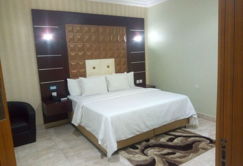 Wintess Garden Hotel And Suites